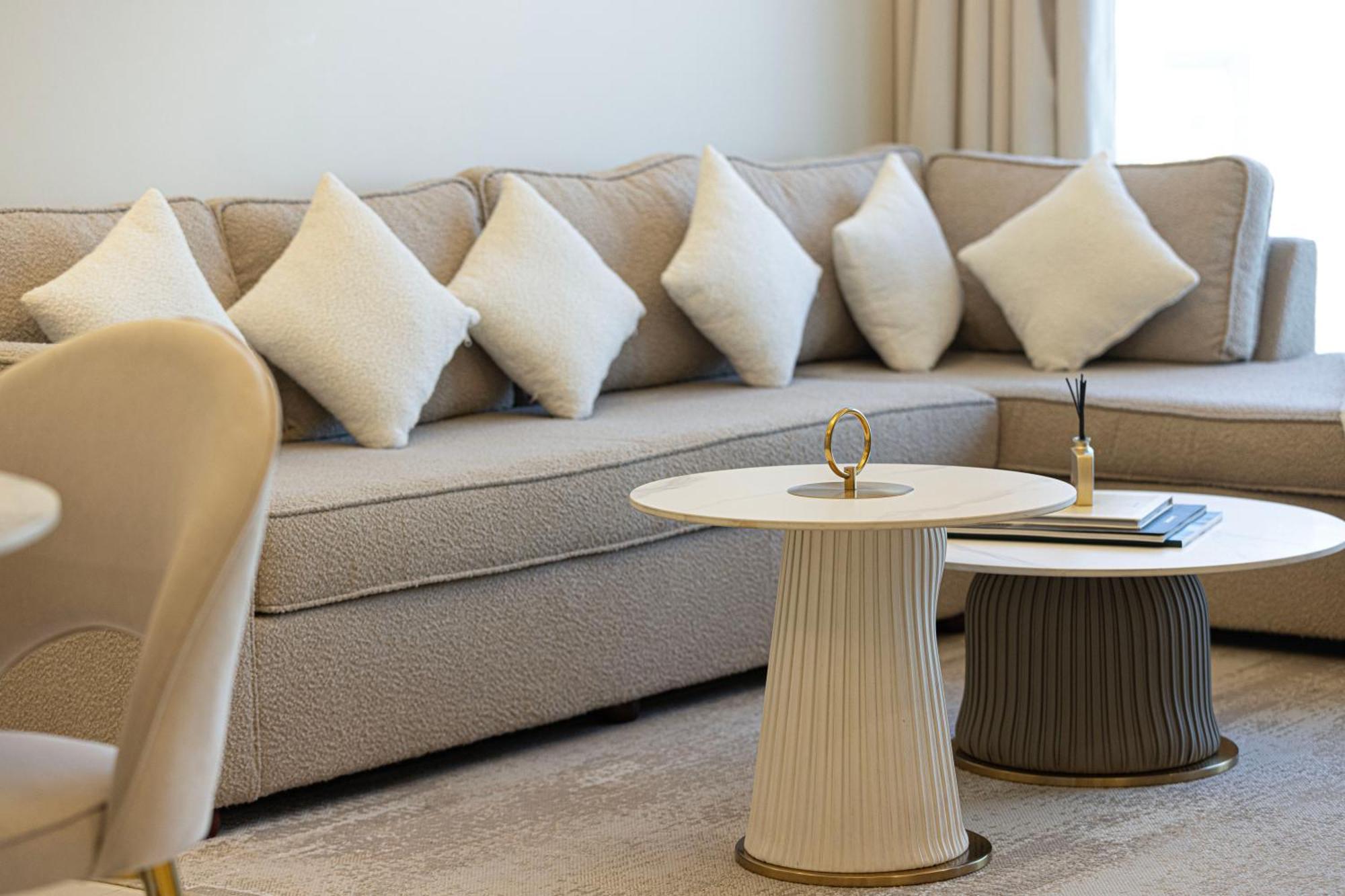 Apartment Hausreserv At Paramount Midtown - Infinity Pool With Burj Khalifa View - Luxury Dubai
