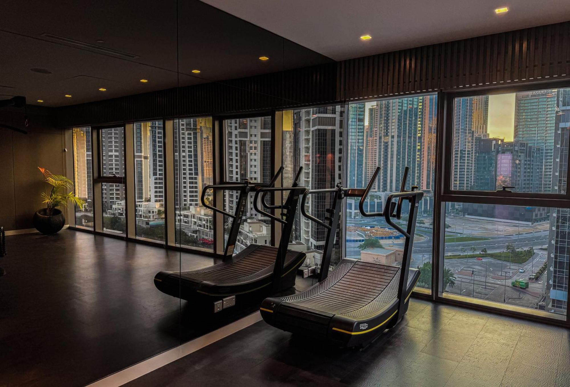 Hausreserv At Paramount Midtown - Infinity Pool With Burj Khalifa View - Luxury Dubai