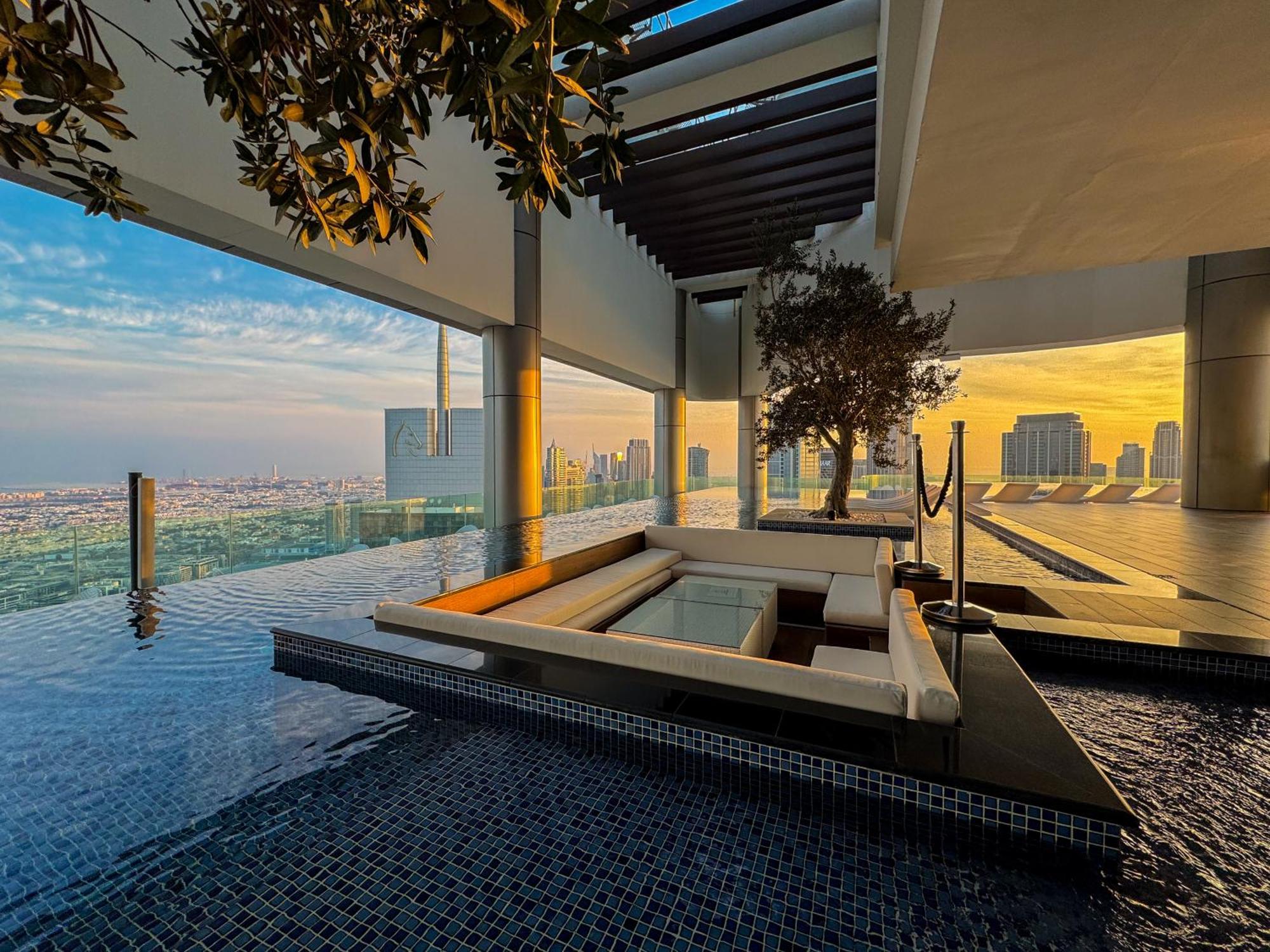 Apartment Hausreserv At Paramount Midtown - Infinity Pool With Burj Khalifa View - Luxury Dubai