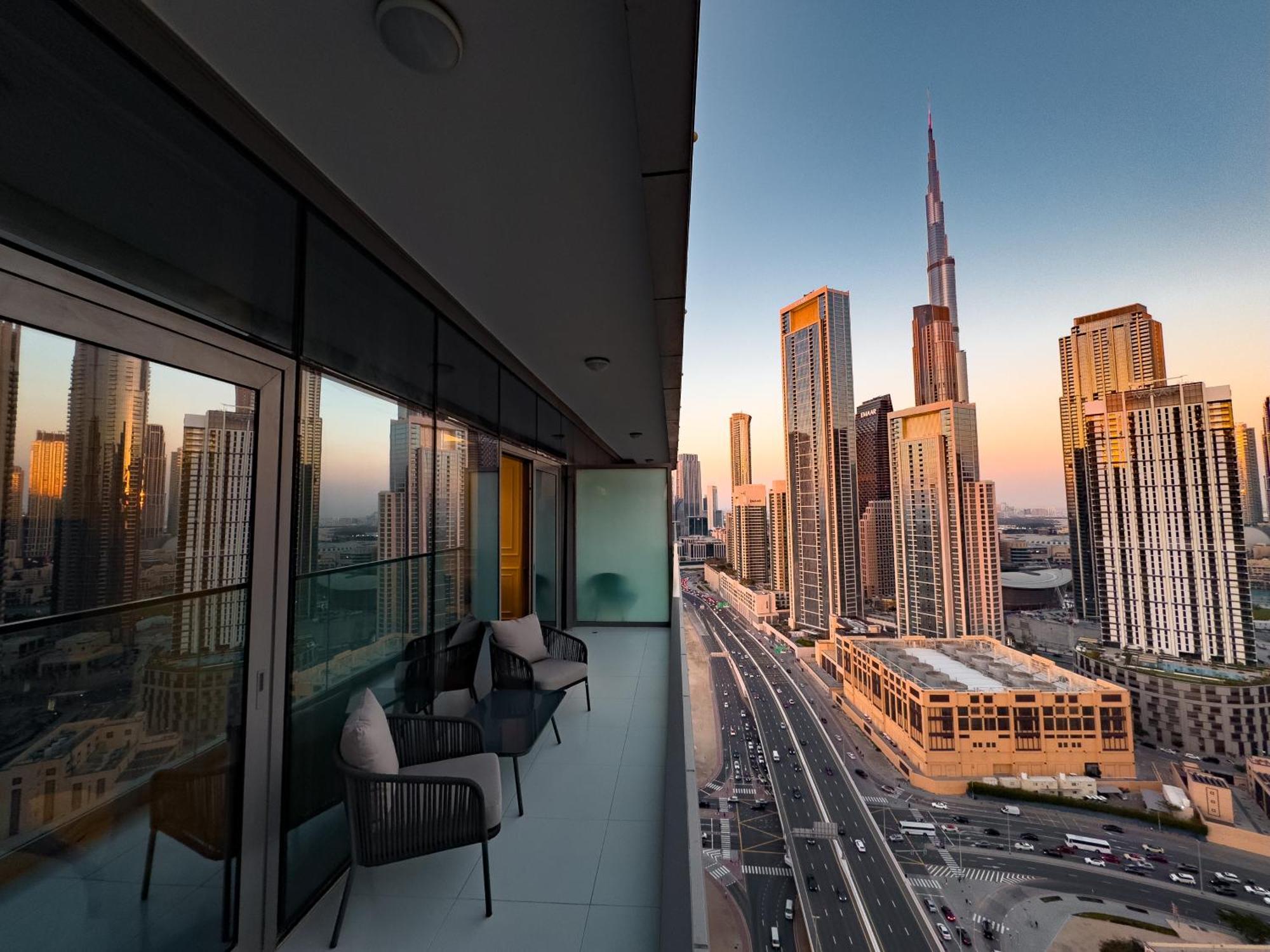 Apartment Hausreserv At Paramount Midtown - Infinity Pool With Burj Khalifa View - Luxury Dubai